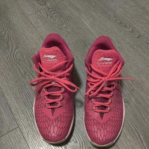 LI-NING basketball shoes SIZE 8.5 Special edition PINK